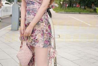 秀人网 – 女王Emily顾奈奈酱的魅力套图精选，光影交错之下，你能抵挡得住吗？