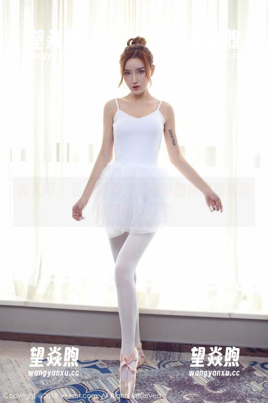秀人网 - 私拍时刻：奶喵喵的体操服给我带来的小惊喜