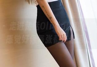 秀人网 – 走进楚恬Olivia的甜心精选里，感觉好像每张都在低语。