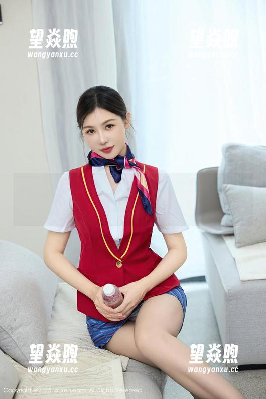 秀人网 - 芝芝booty的私房诱惑：镂空图包，看了让人心痒痒！