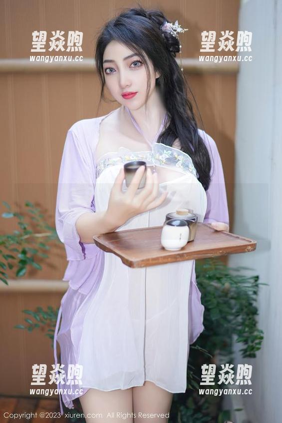 秀人网 - 看！荡漾Crystal甜心写真集的更新，谁说甜美不可以调皮？