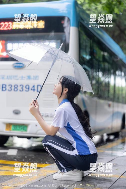 秀人网 - 杠杠的高清黄可Christine吊带，共享给你清凉一夏的的神秘魅力！
