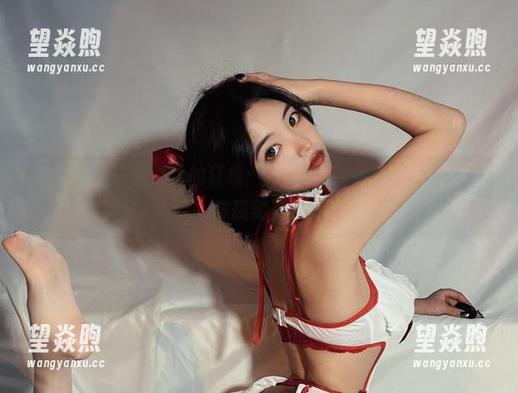 微密圈 - 一头奶牛的狂想：纪念小小v高清图包，幻想与现实交织