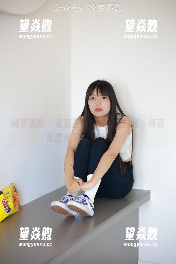 绮梦摄影 - 私房图片之桐桐的白裙，简直是阳光下的清新瞬间！