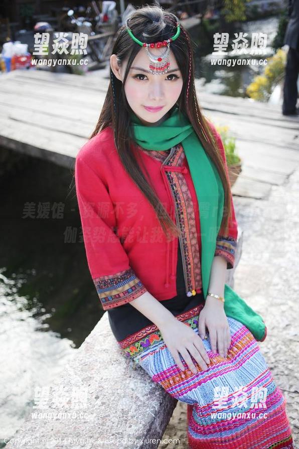 美媛馆-小海臀rena 美媛馆 - 资源不多,但小海臀rena的瑜伽姿势总能让我多看一眼!