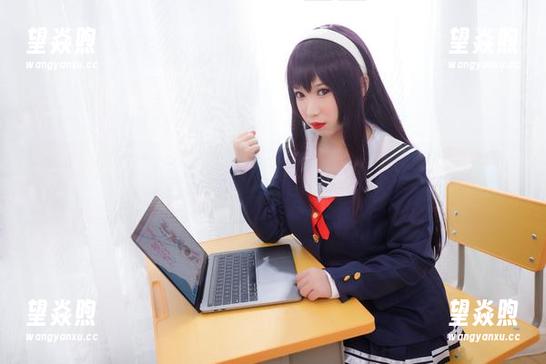 胡桃猫Kurumineko引领潮流：更衣女仆套图合集，撩得你心痒痒～