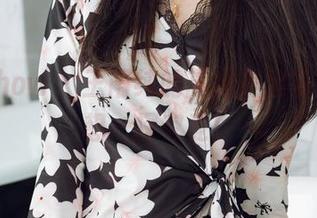 花漾show – 王雨纯的高清美足写真，真想一探究竟！
