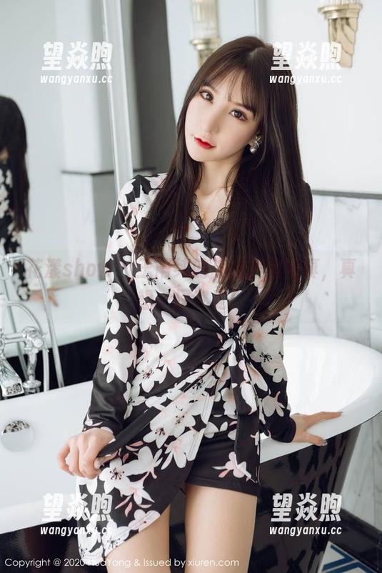 花漾show - 王雨纯的高清美足写真，真想一探究竟！