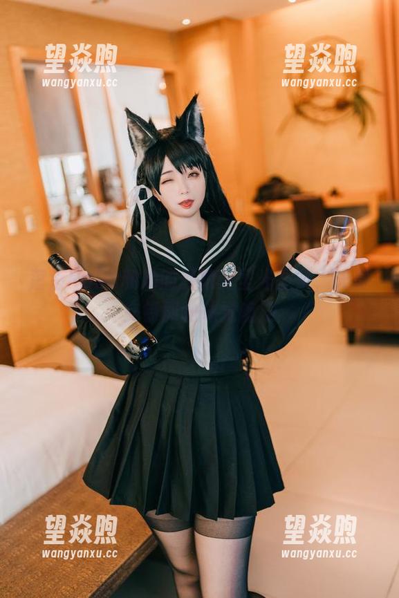 落落Raku和她的厨娘无圣光图集，光影交错间的味觉魔法
