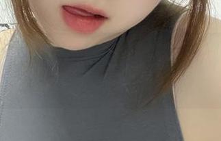 微密圈 – 浑身都是少女感：葱油饼er最新广告大片，碎花裙必看！