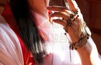 蜜桃社 – 伊琳与海的低语，独家套图下载，让你耳边回响！