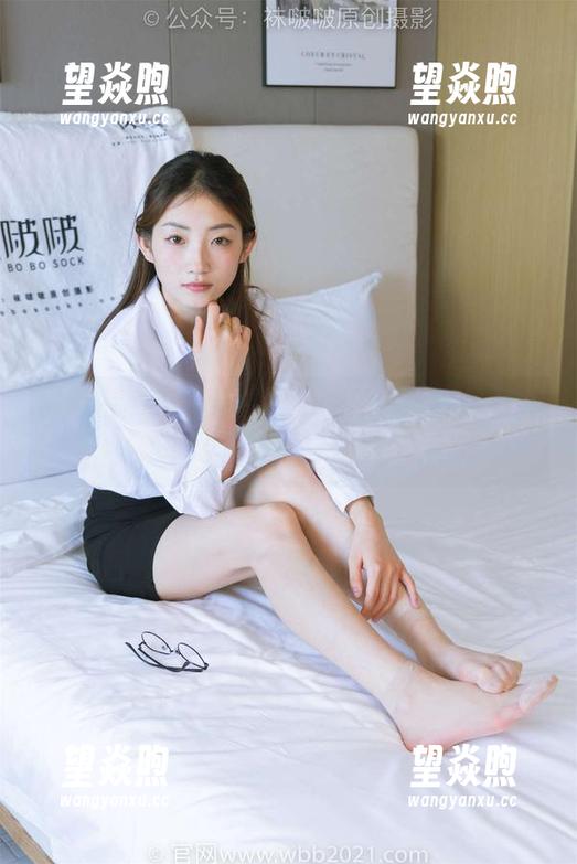 袜啵啵 - 不要错过！奶油棉袜丝袜脚对脚，下载这里的斗脚剧情！