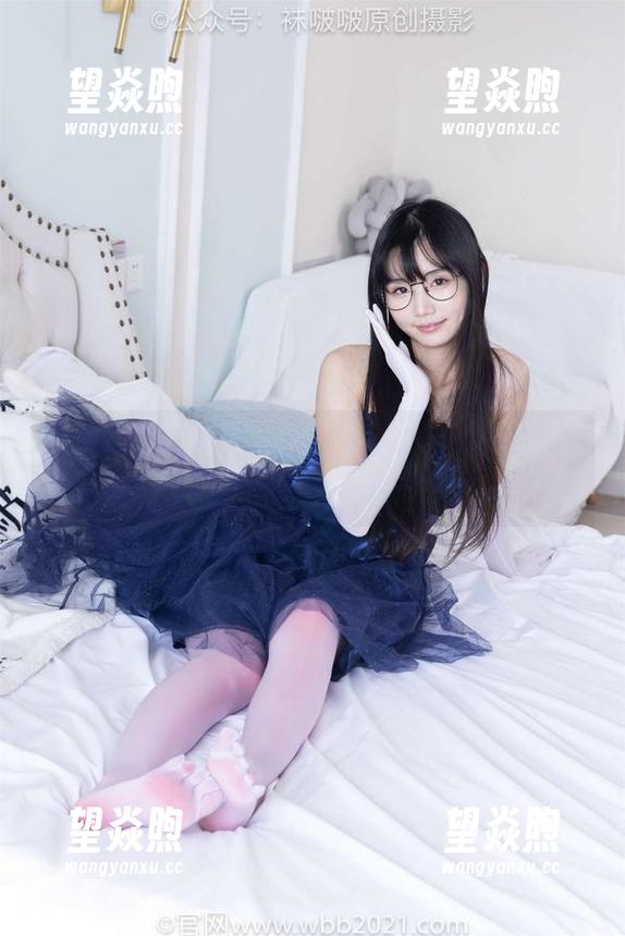 袜啵啵 - 万圣节快乐！苏苏的套图让你瞬间变身搞怪魔女！
