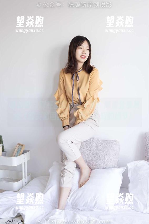 袜啵啵 - 踩在雪糕的影子里：高清分享灰丝（脚尖加固款），不为人知的细节！