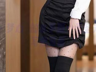 语画界 – 梦心玥的水手服：无圣光之下的写意写真
