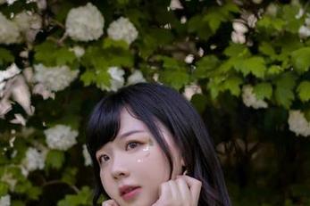 超皮皮皮奶银色女警图集：当幽默遇上执法，资源你绝对不能错过！