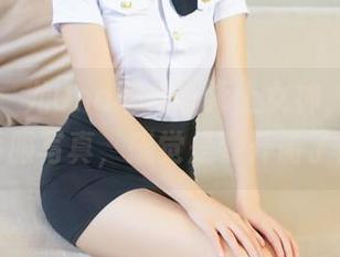 青豆客 – 尤Una娜化身海上女神，全套水手服写真，感觉是要开船了！