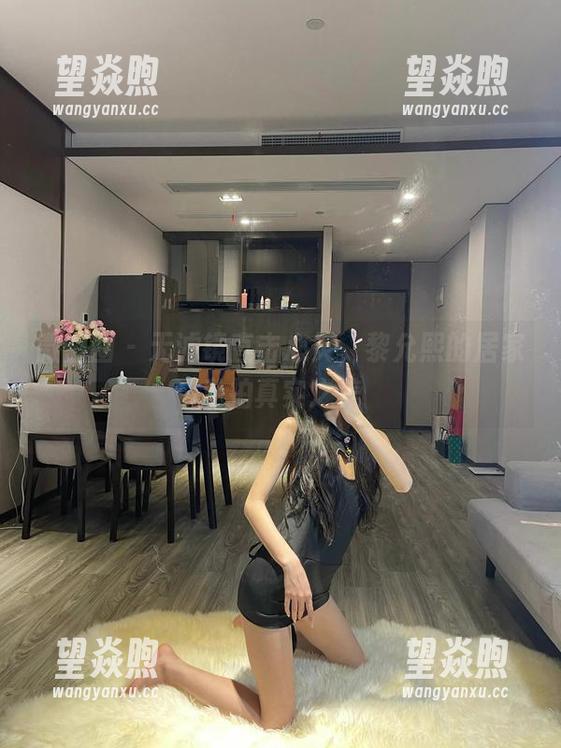 微密圈 - 无滤镜直击心灵，黎允熙的居家私拍真实之美